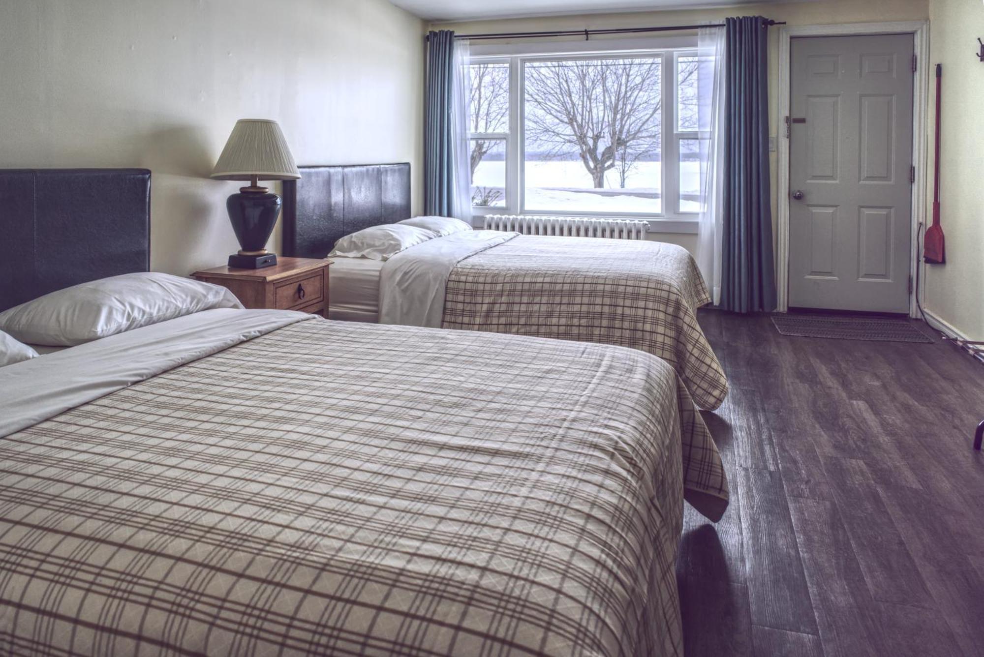 Lakeside Inn Orillia Buitenkant foto