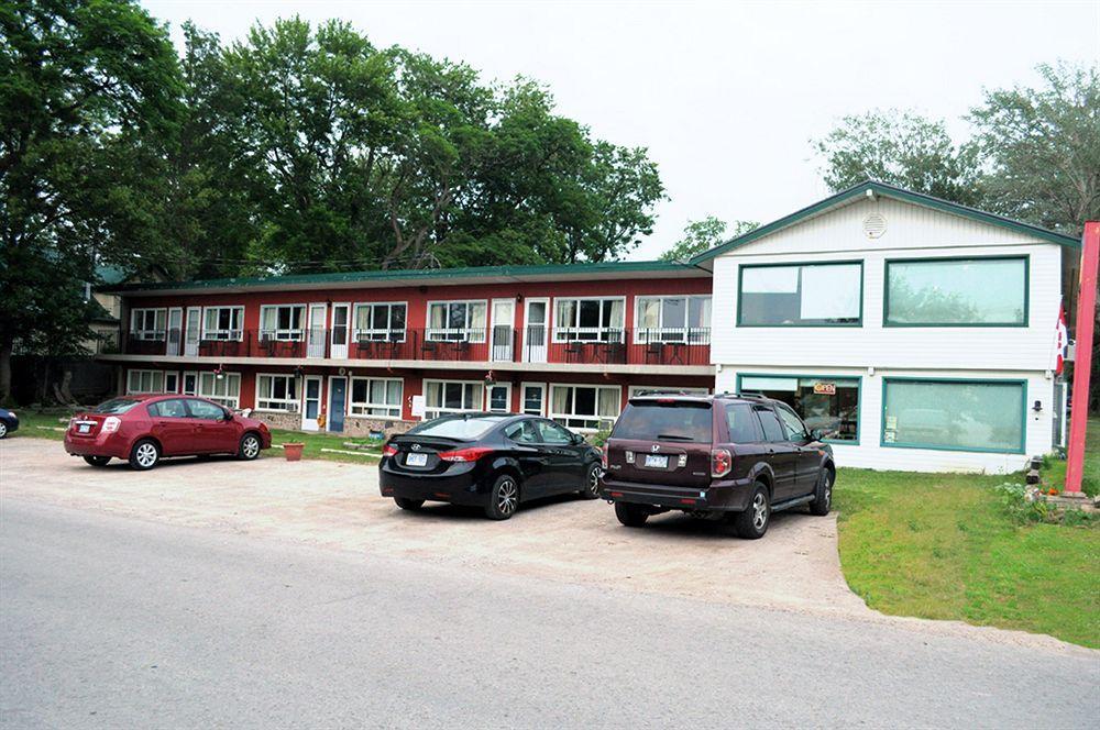 Lakeside Inn Orillia Buitenkant foto